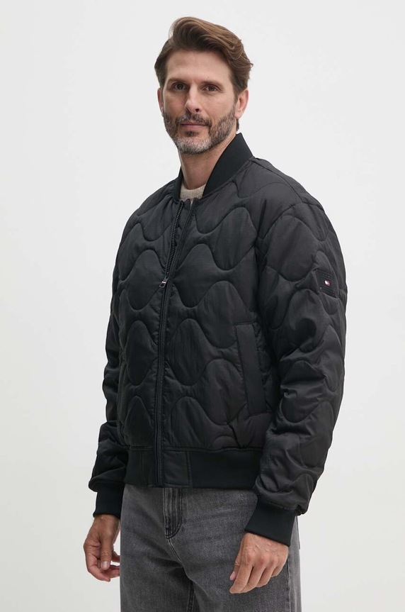 Tommy Hilfiger kurtka bomber bez kaptura czarny MW0MW37341