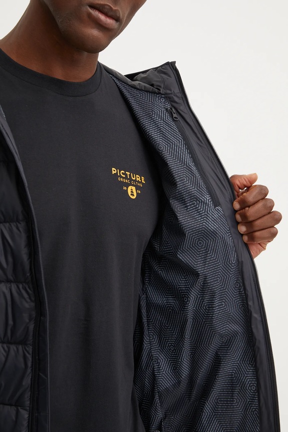 Péřová bunda Under Armour LEGEND DOWN 1385837 černá