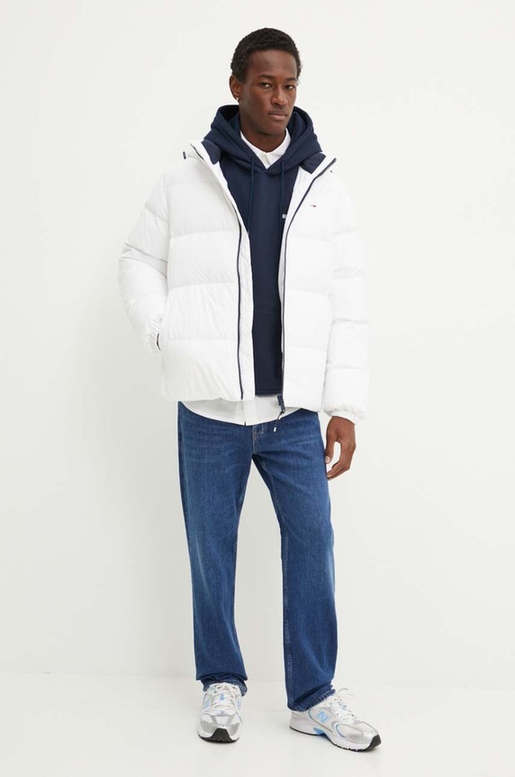 Пухено яке Tommy Jeans DM0DM19786 бял AW25