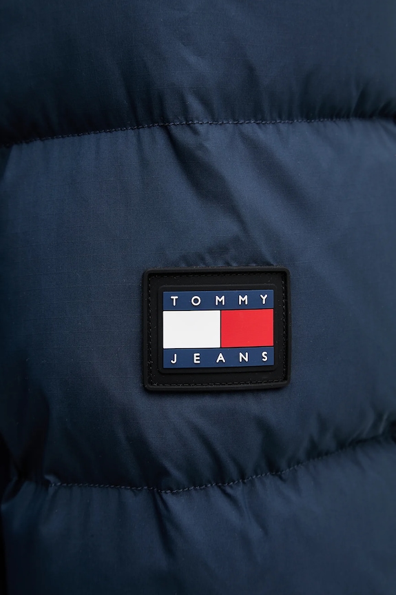 Pernata jakna Tommy Jeans DM0DM19786 mornarsko plava