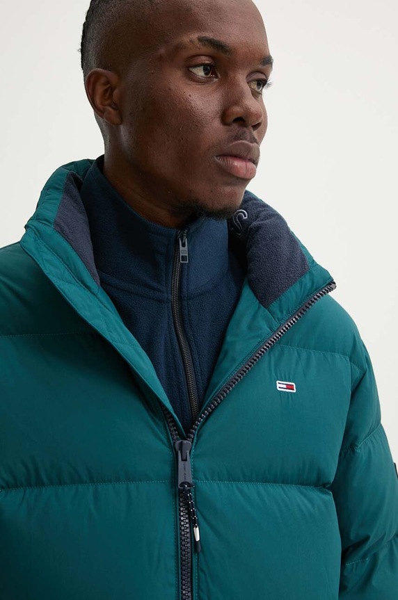 Пухено яке Tommy Jeans DM0DM19786