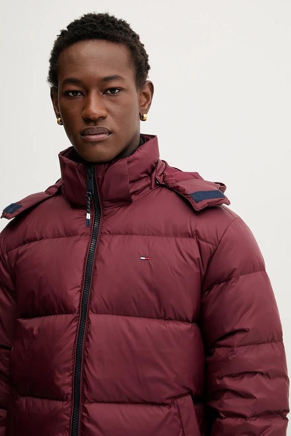 Tommy Jeans kurtka puchowa bordowy DM0DM19786