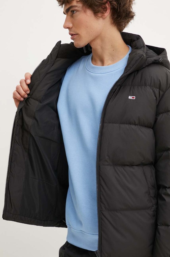 Páperová bunda Tommy Jeans DM0DM19786