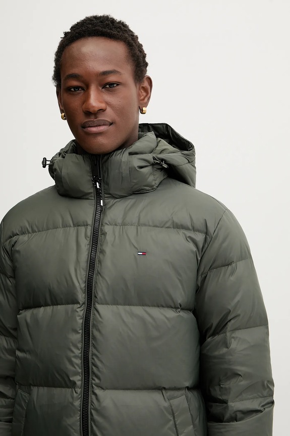 Tommy Jeans kurtka puchowa zielony DM0DM20466