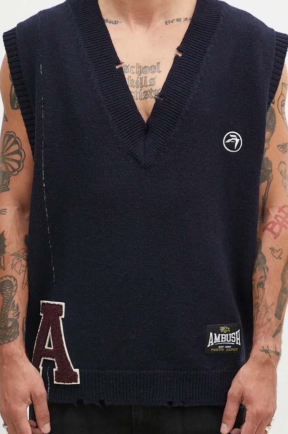 Vuneni prsluk AMBUSH Repair Stitch V Neck Vest mornarsko plava BMHZ002F24KNI0014628