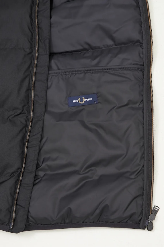 Fred Perry vest Insulated Gilet J8522.102 black