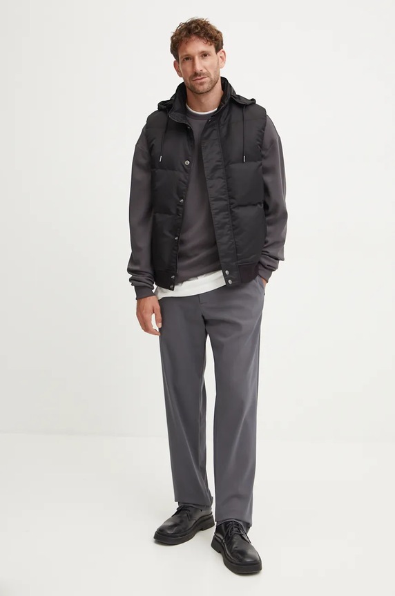 Prsluk Theory N0877407 crna AW24