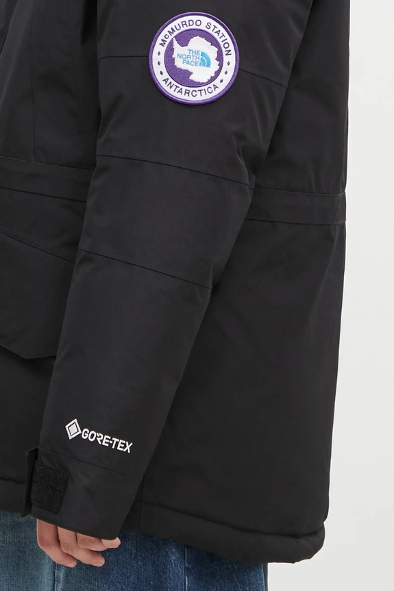The North Face piumino Mcmurdo 2L Gtx Down Parka nero NF0A89GSJK31