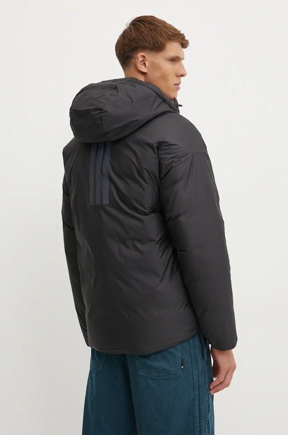 Дрехи Пухено яке adidas Traveer JF3229 черен