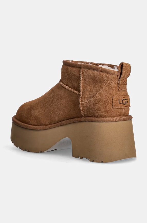 Obuv Semišové snehule UGG Classic Ultra Mini New Heights 1158311.CHE hnedá
