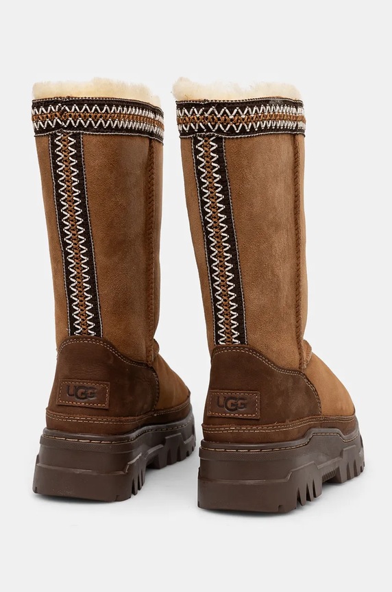 Обувки Апрески UGG Classic Tall Trailgazer 1158323.CHE кафяв