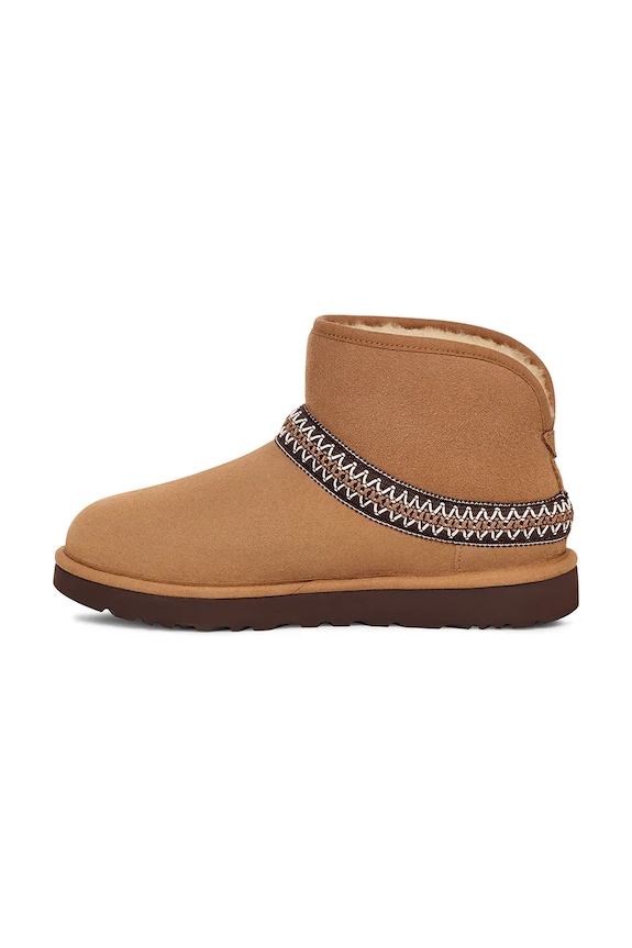 Semišové sněhule UGG Classic Mini Crescent 1158262.CHE hnědá