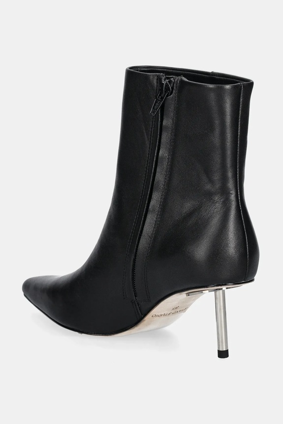 Взуття Шкіряні черевики Stand Studio Madison Studded Boot 66335.7770 чорний