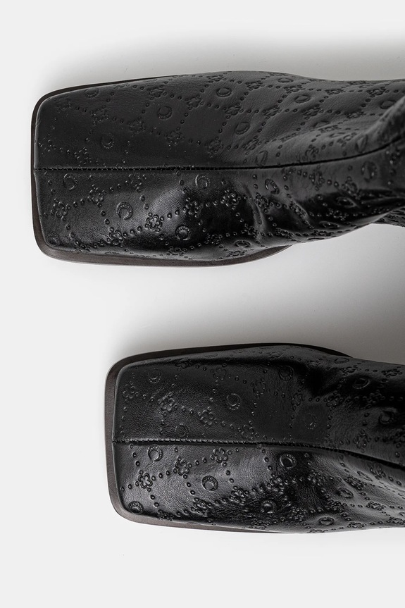 Kožené čižmy Marine Serre Moonogram Embossed Leather Ms Block High čierna WFW038A.CLEA0051