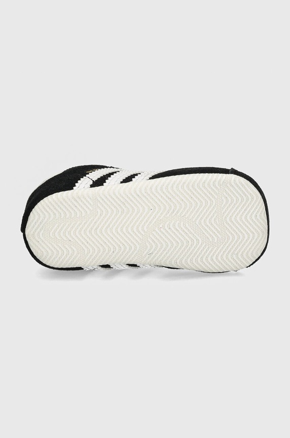 Čevlji iz semiša za dojenčka adidas Originals GAZELLE CRIB JI2046 črna