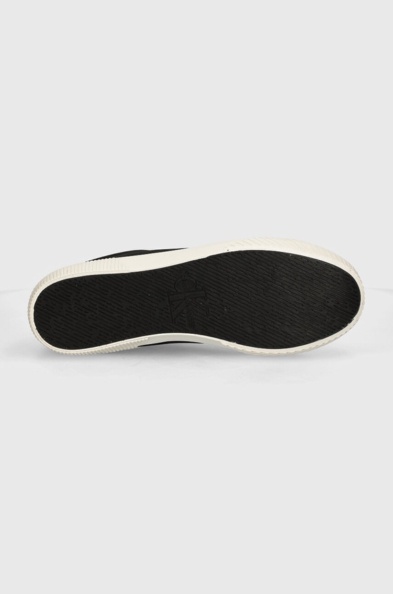 Calvin Klein Jeans tenisówki SKATER VULC LOW MTR YM0YM01000 czarny
