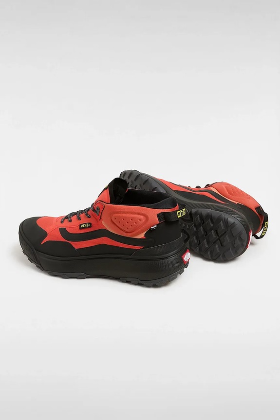 Tenisky Vans MTE Crosspath Mid oranžová VN000CVVORB1