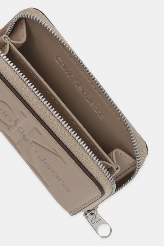Портмоне Calvin Klein Jeans бежов K60K612255