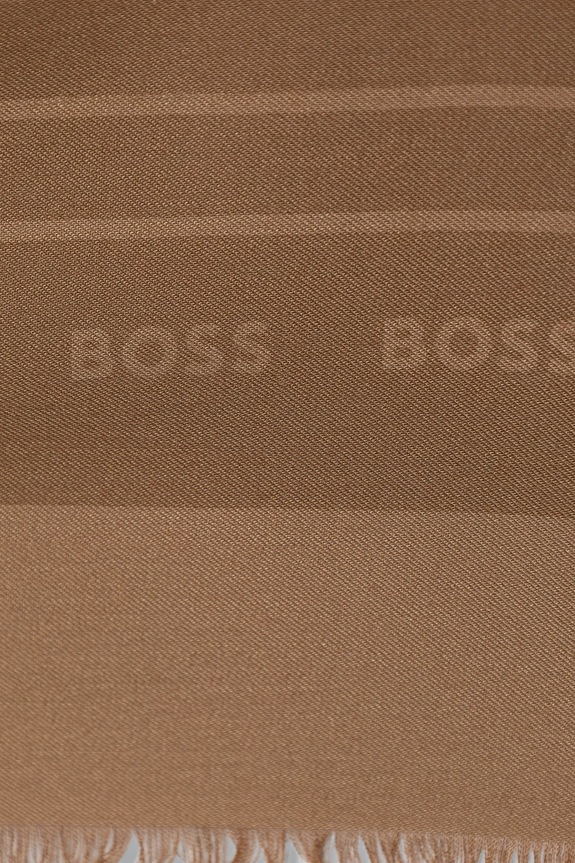 BOSS chusta damska z dodatkiem jedwabiu Laik 50521800 beżowy SS26