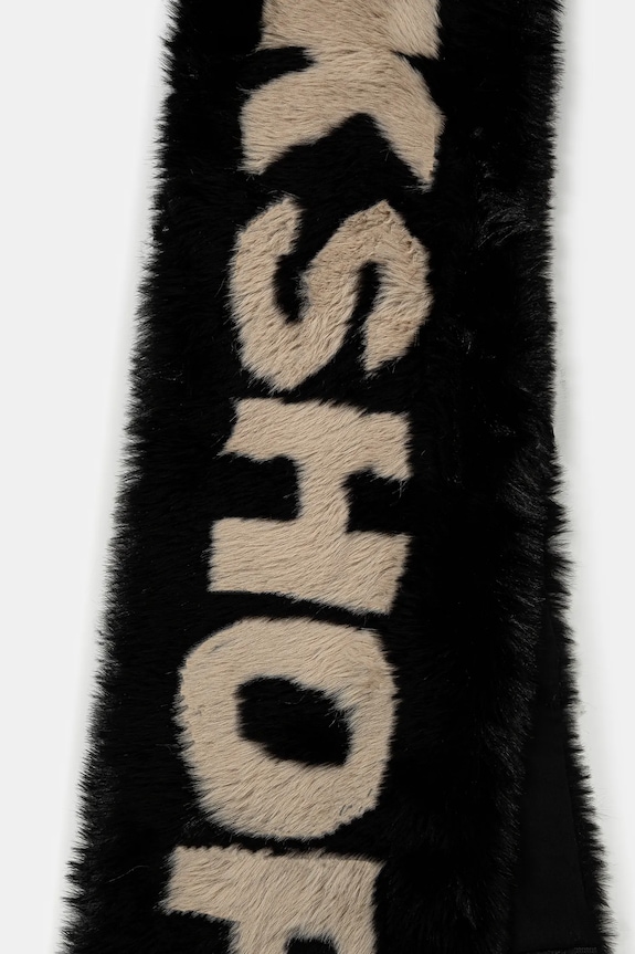 Шарф 032C ''Anti-Gauguin'' Faux Fur F24.UAW.3303.050 чёрный AW24
