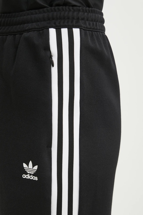 adidas Originals skirt Adicolor Classic 3S Skirt black IW8461