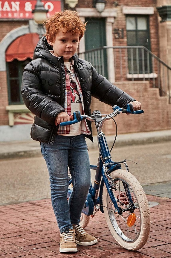 Mayoral jeansy dziecięce jeans slim fit basic niebieski 504.5B.Mini.9BYH