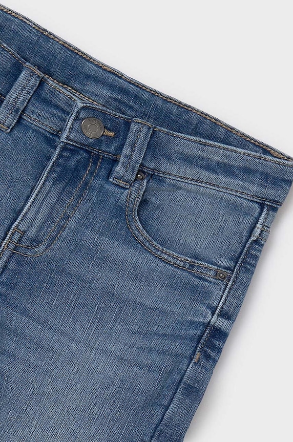 Мальчик Детские джинсы Mayoral jeans slim fit basic 516.7C.Junior.9BYH голубой