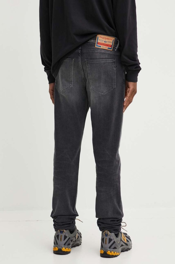 Odzież Diesel jeansy 2019 D-STRUKT L.34 PANTALONI A03563.09J52 szary