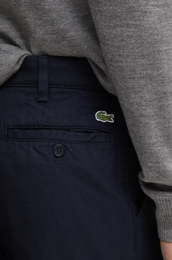 Pamučne hlače Lacoste mornarsko plava HH7202