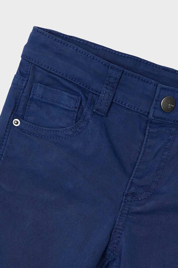 Mayoral spodnie dziecięce slim fit basic 517.5B.Mini.9BYH niebieski AW24