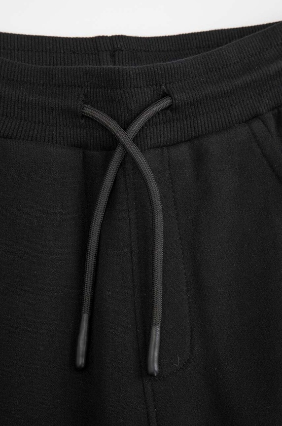 Chłopiec Coccodrillo spodnie dresowe bawełniane dziecięce ZC4120105VBA czarny