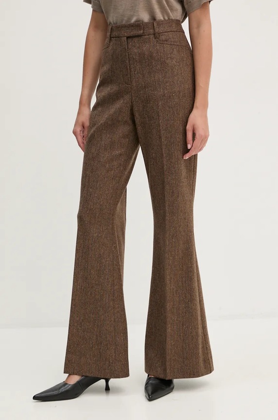 Вовняні штани Remain Herringbone Flare Pants 5018622977 коричневий AW24