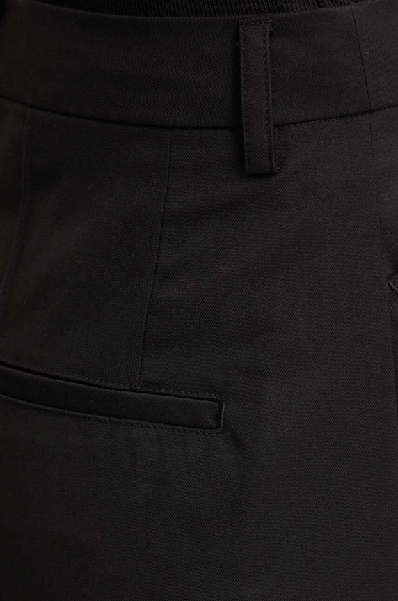 Hlače s primjesom vune Remain Slim Suiting Pants crna 501907100