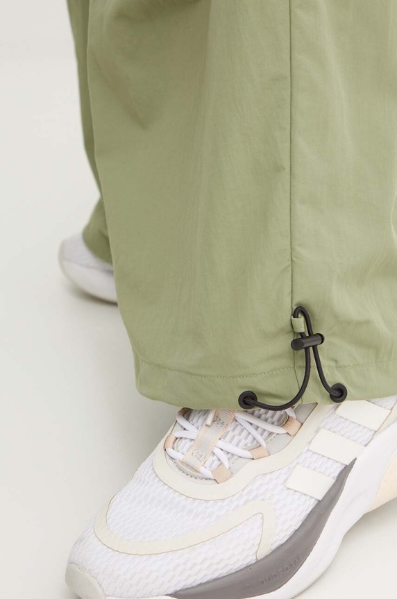 adidas nadrág City Escape zöld IW5205
