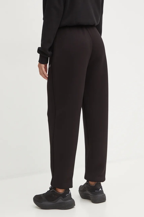 Abbigliamento Guess pantaloni tuta CECILIA V4BB13.K7UW2 nero