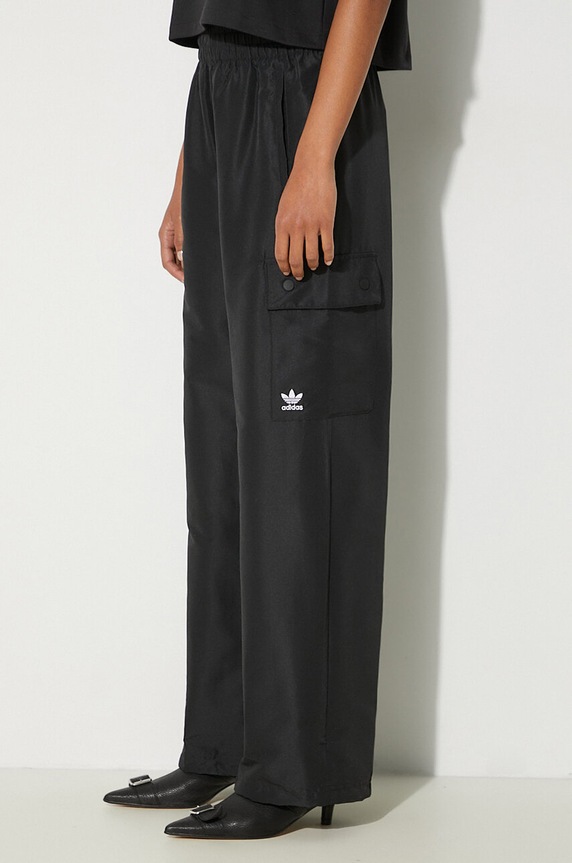 adidas Originals trousers Essentials Woven Cargo fabric black IX9974