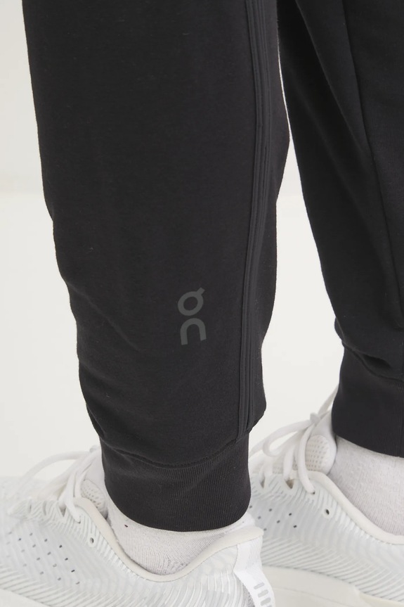 On spodnie dresowe czarny 1WE30040553