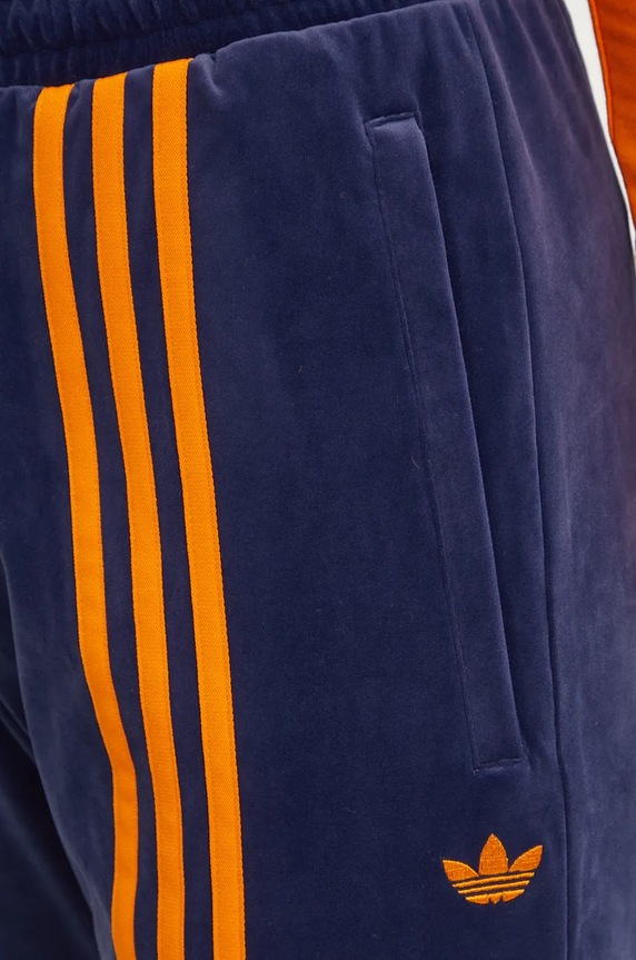 adidas Originals pantaloni de trening din velur 70s Velour Track Pant bleumarin JN8290