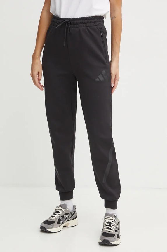 Παντελόνι φόρμας adidas ZNE πλεκτό ύφασμα μαύρο JE7842