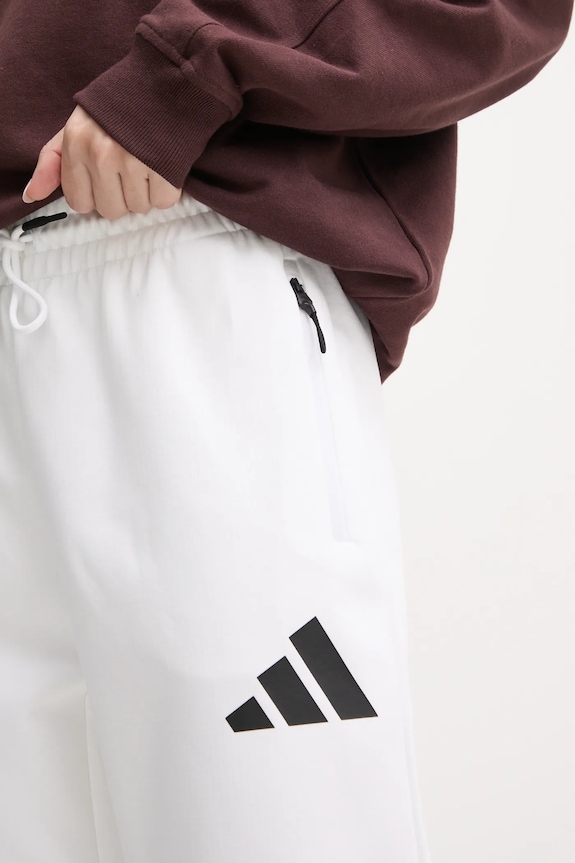 Oblečenie Tepláky adidas ZNE JE7843 biela