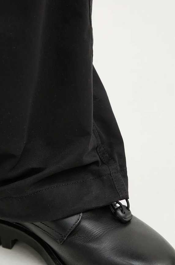 Hlače Calvin Klein Jeans J20J224965 crna