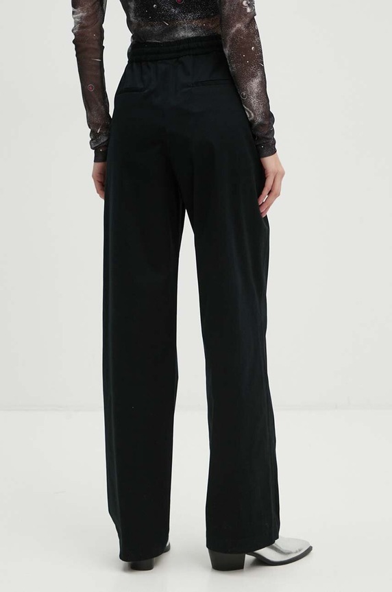 Oblečenie Nohavice Moschino Jeans 0324.8724 čierna