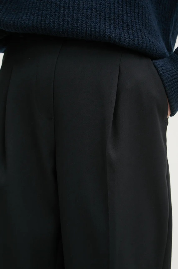 Hlače Abercrombie & Fitch crna KI156.4443.900