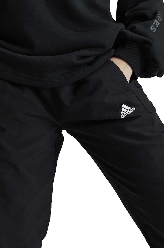 Dětské tepláky adidas JGAM PANT IV7046