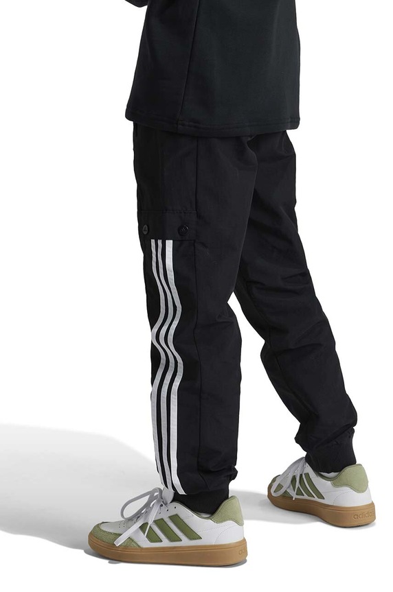Dětské tepláky adidas JGAM PANT IV7046