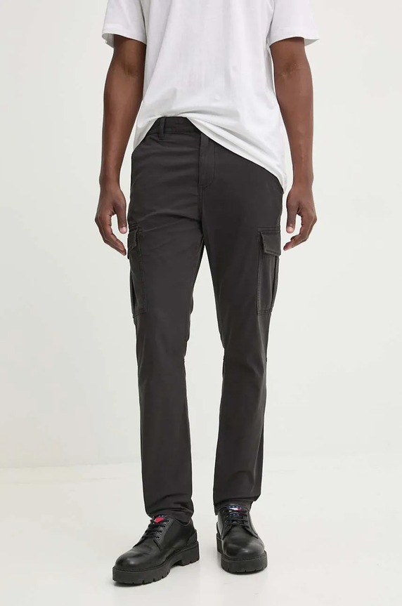 Tommy Jeans spodnie z elastanem czarny DM0DM19489