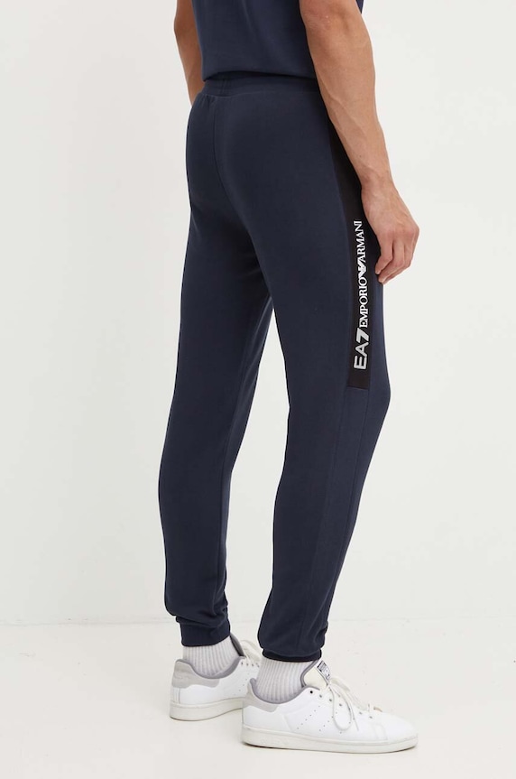 Дрехи Памучен спортен панталон EA7 Emporio Armani PJOGZ.6DPP57.1562 тъмносин
