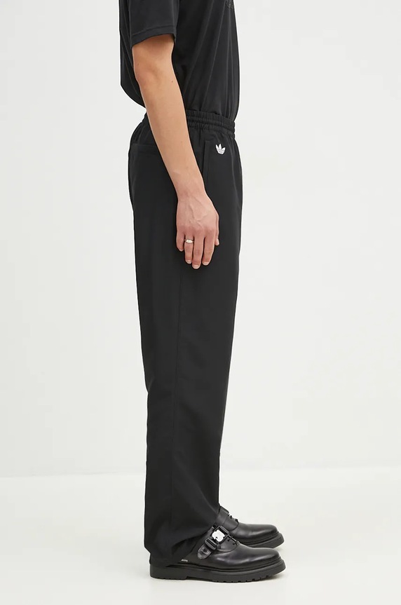 adidas Originals joggers Adicolor black IW0977
