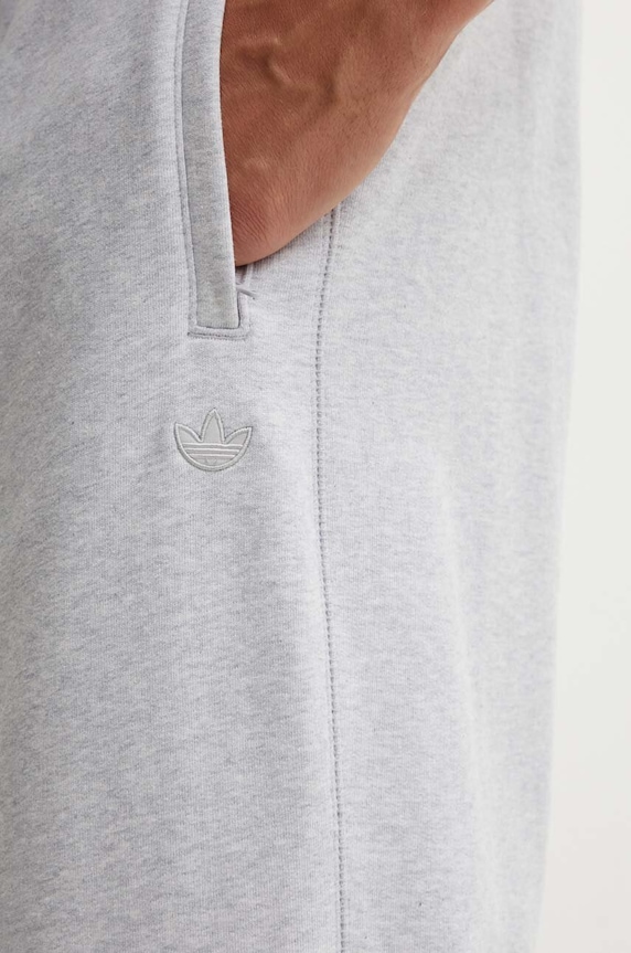 Bavlněné tepláky adidas Originals šedá IX9815