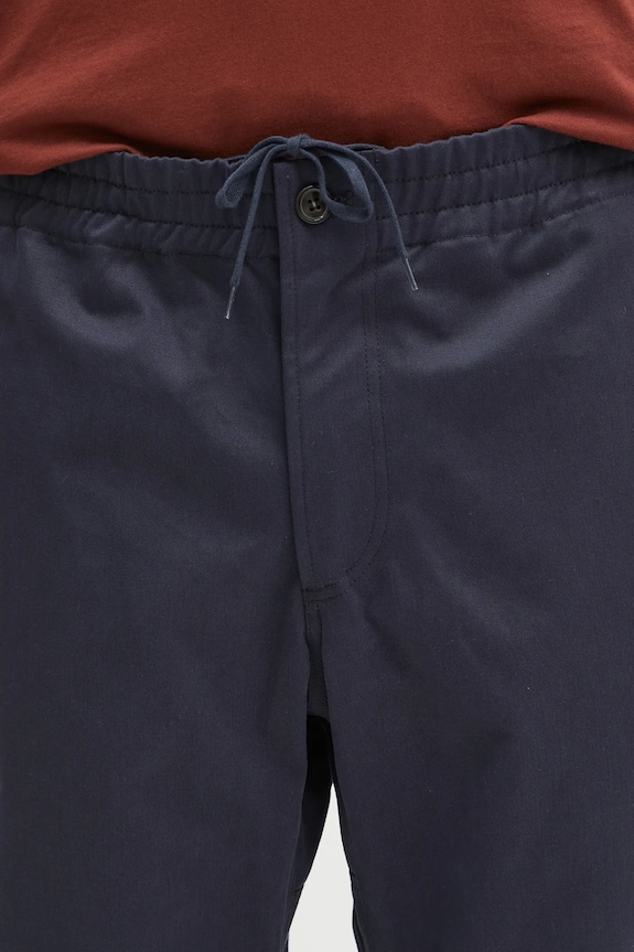 A.P.C. spodnie bawełniane pantalon chuck granatowy COGEW.H08408